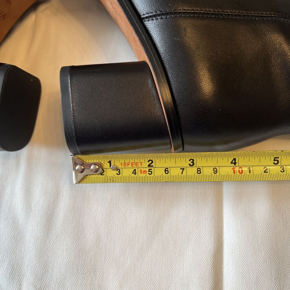 VINCE Vero Cuoio Sz 9.5 Leather Women's Ankle Heel Boots Zipper Black EXCELLENT - Picture 6 of 11
